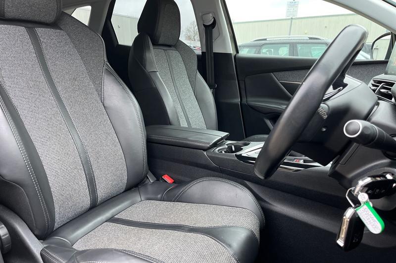 Used Peugeot 3008 2017 for sale - 77539262: Photo 17