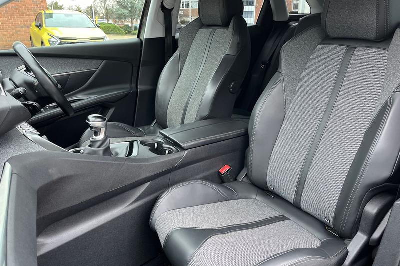 Used Peugeot 3008 2017 for sale - 77539262: Photo 19