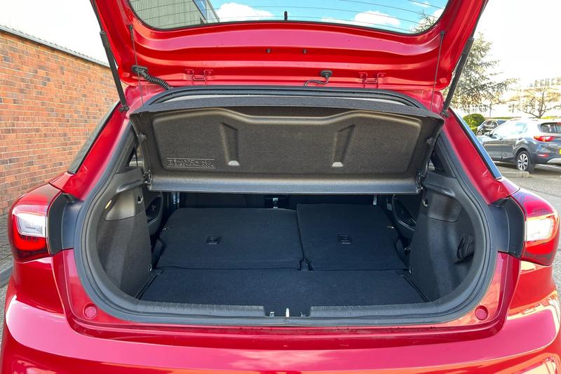 Used Hyundai i20 2019 for sale - 78028651: Photo 24