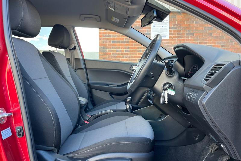 Used Hyundai i20 2019 for sale - 78028651: Photo 28