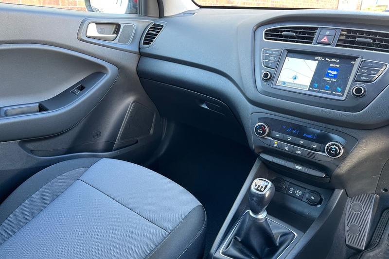 Used Hyundai i20 2019 for sale - 78028651: Photo 30