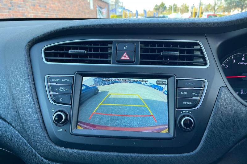 Used Hyundai i20 2019 for sale - 78028651: Photo 35