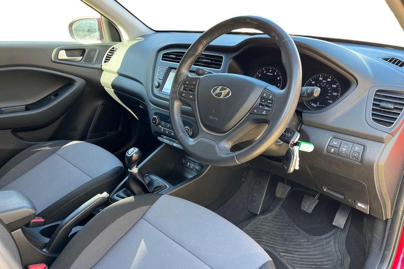 Used Hyundai i20 2019 for sale - 78028651: Photo 9