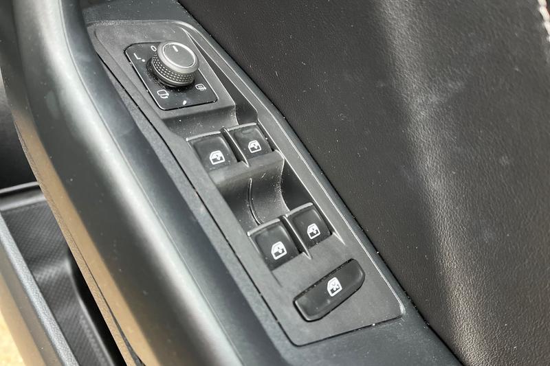 Used Volkswagen T-Roc 2022 for sale - 77121248: Photo 16