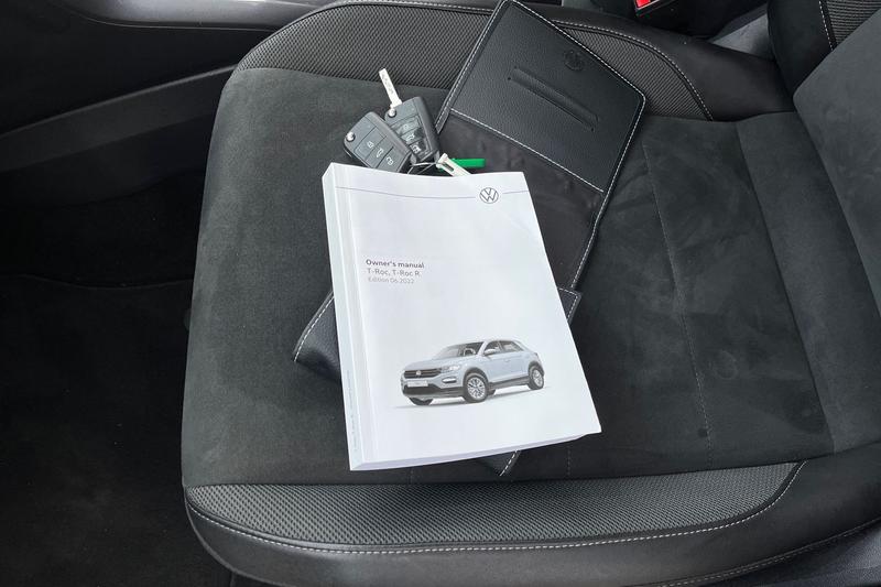Used Volkswagen T-Roc 2022 for sale - 77121248: Photo 22