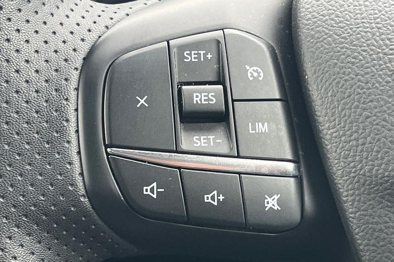 Used Ford Kuga 2023 for sale - 76730122: Photo 24