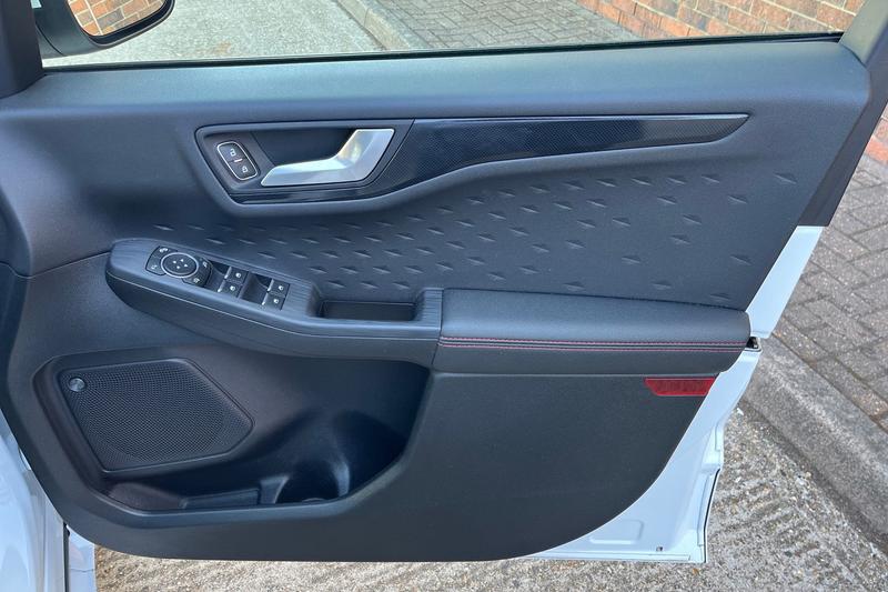 Used Ford Kuga 2021 for sale - 76908675: Photo 40