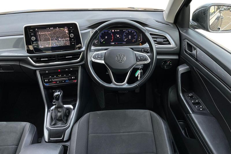 Used Volkswagen T-Roc 2022 for sale - 77733139: Photo 11