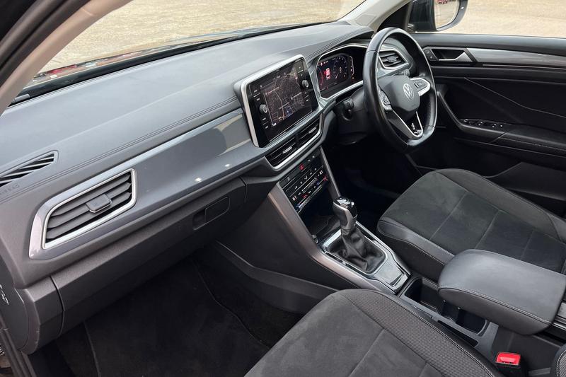 Used Volkswagen T-Roc 2022 for sale - 77733139: Photo 18