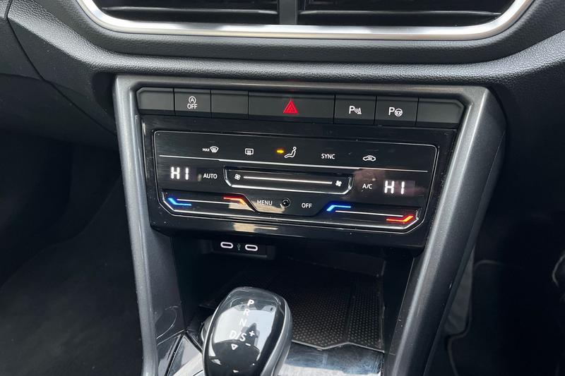 Used Volkswagen T-Roc 2022 for sale - 77733139: Photo 26