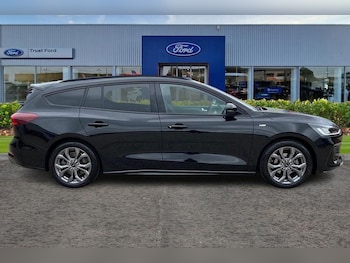 Used Ford Focus 2022 for sale - 75475259: Photo