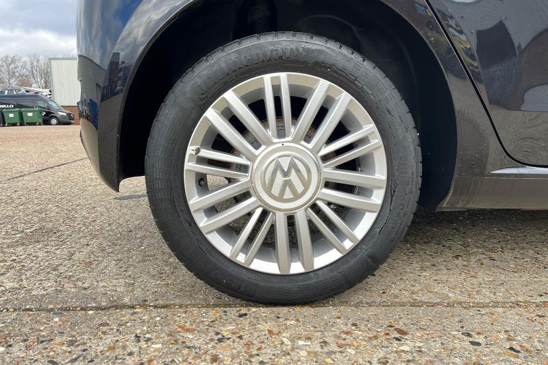 Used Volkswagen up! 2018 for sale - 77746836: Photo 8