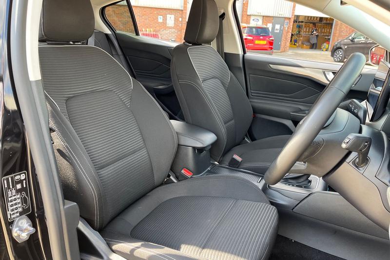 Used Ford Focus 2022 for sale - 76089629: Photo 17