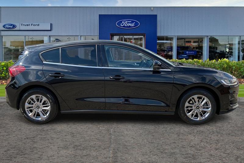 Used Ford Focus 2022 for sale - 76089629: Photo 3