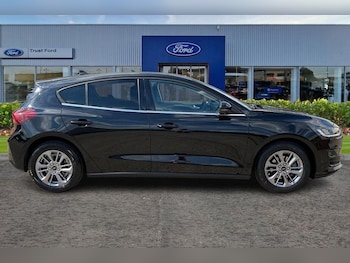 Used Ford Focus 2022 for sale - 76089629: Photo