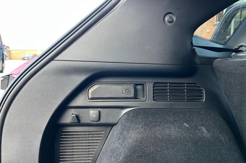 Used Ford Kuga 2020 for sale - 77198848: Photo 25