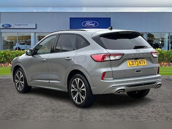 Used Ford Kuga 2023 for sale - 76196635: Photo 2