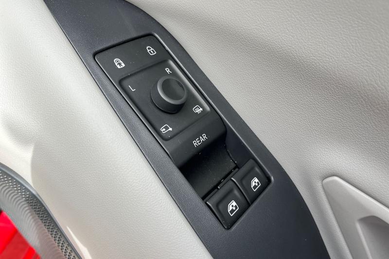 Used Ford Explorer 2024 for sale - 76807179: Photo 16