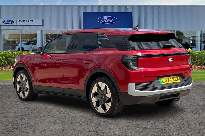 Used Ford Explorer 2024 for sale - 76807179: Photo 2