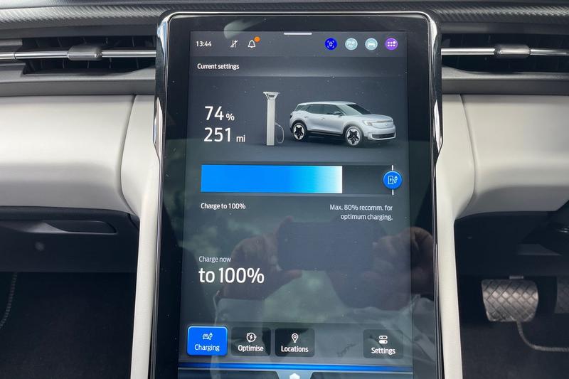 Used Ford Explorer 2024 for sale - 76807179: Photo 27