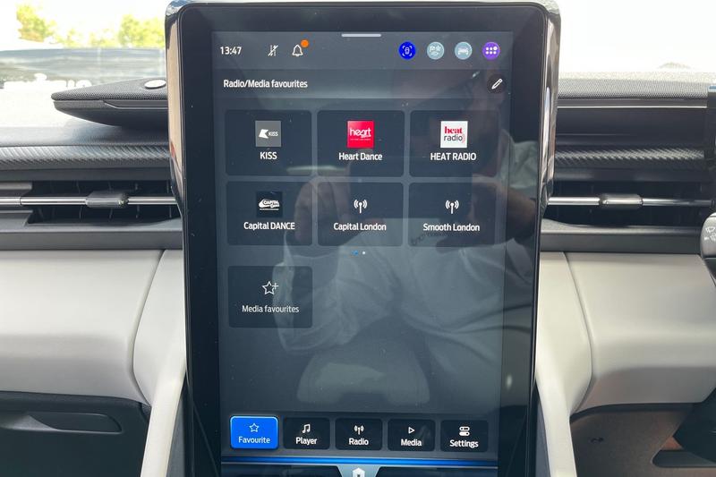 Used Ford Explorer 2024 for sale - 76807179: Photo 32