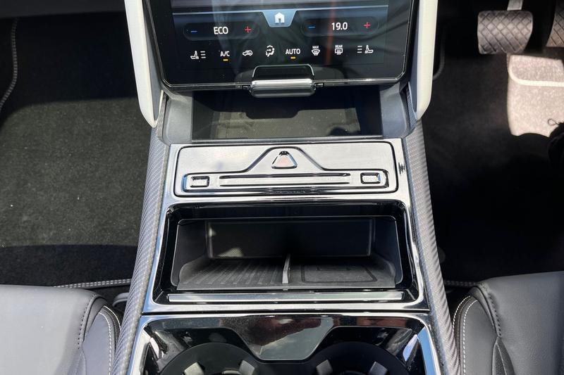 Used Ford Explorer 2024 for sale - 76807179: Photo 33