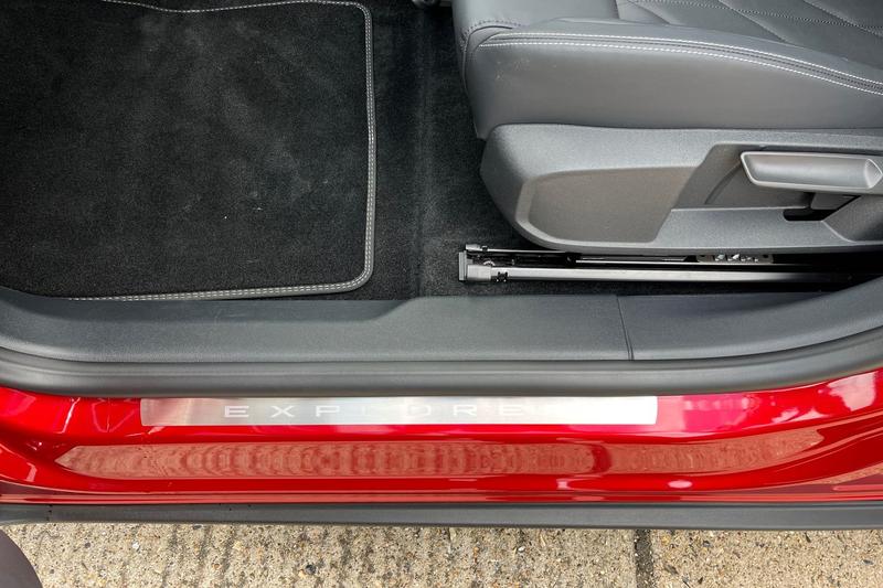 Used Ford Explorer 2024 for sale - 76807179: Photo 37