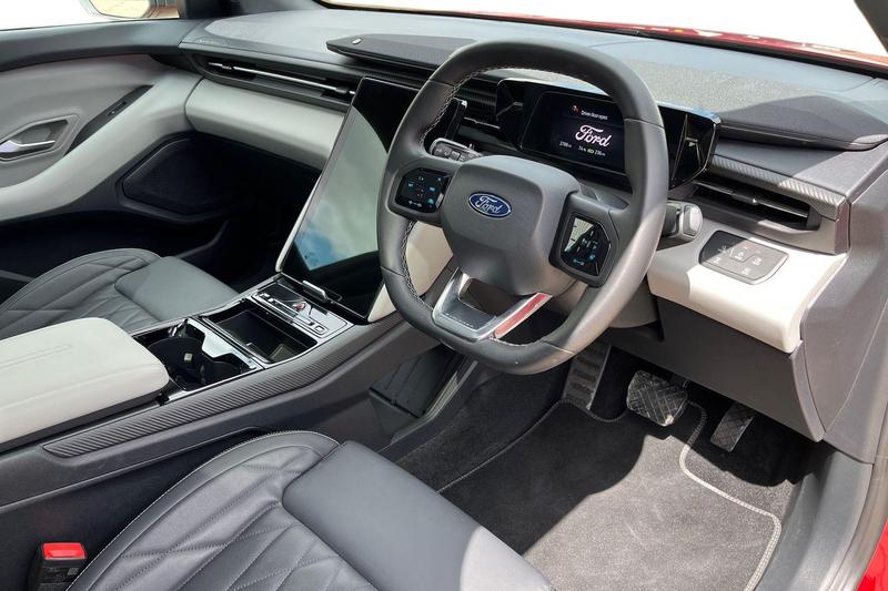 Used Ford Explorer 2024 for sale - 76807179: Photo 9