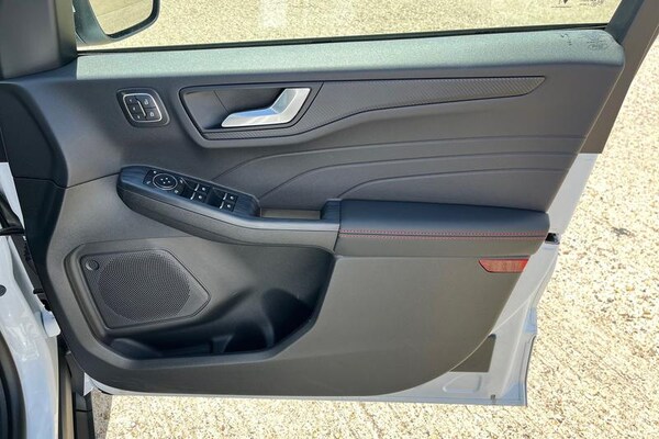 Used Ford Kuga 2025 for sale - 75183616: Photo 40