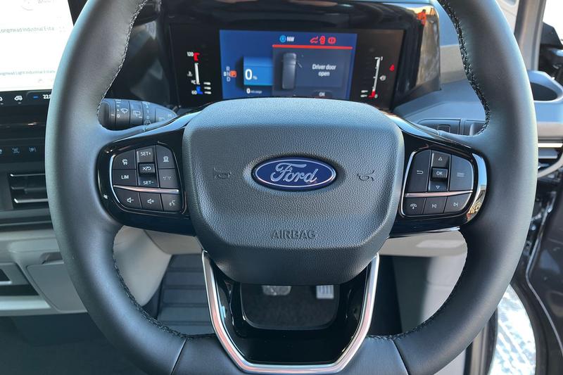 Used Ford Tourneo Custom 2024 for sale - 77733143: Photo 28