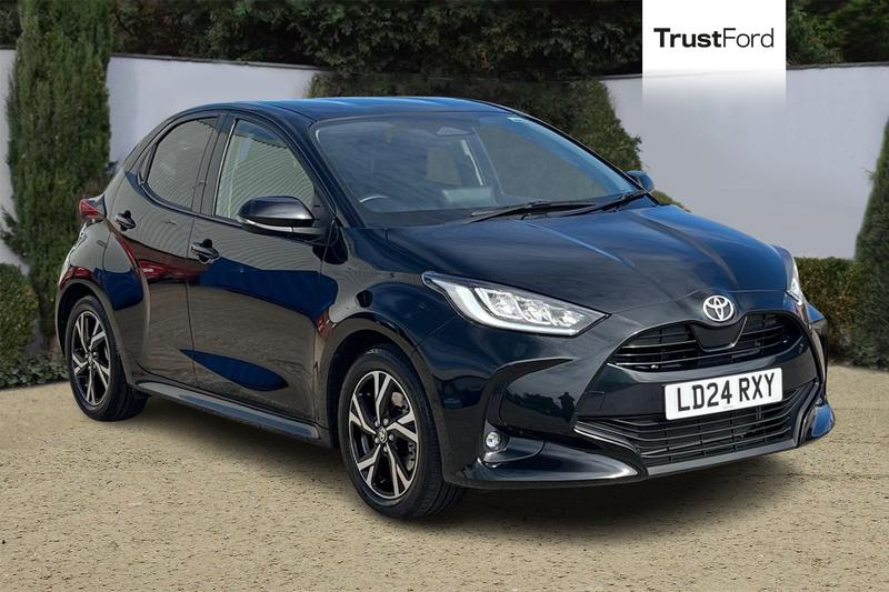 Used Toyota Yaris 2024 for sale - 76038126: Photo 1