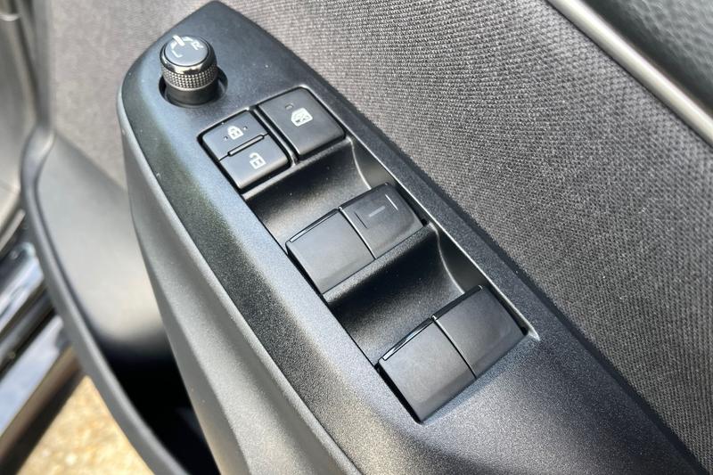 Used Toyota Yaris 2024 for sale - 76038126: Photo 16