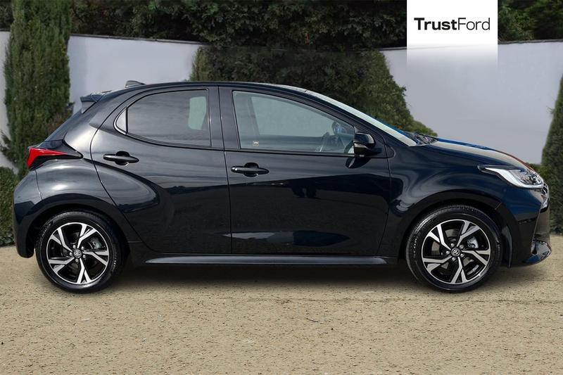 Used Toyota Yaris 2024 for sale - 76038126: Photo 3