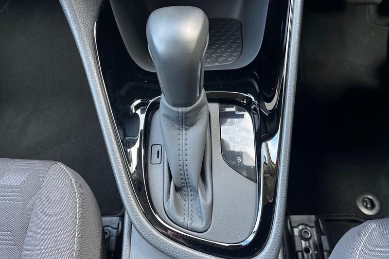 Used Toyota Yaris 2024 for sale - 76038126: Photo 31