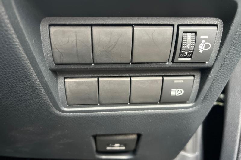 Used Toyota Yaris 2024 for sale - 76038126: Photo 34