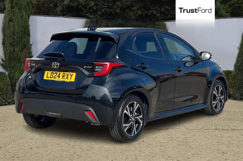 Used Toyota Yaris 2024 for sale - 76038126: Photo 4