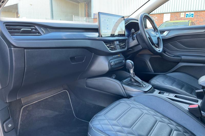 Used Ford Focus 2022 for sale - 76835639: Photo 18
