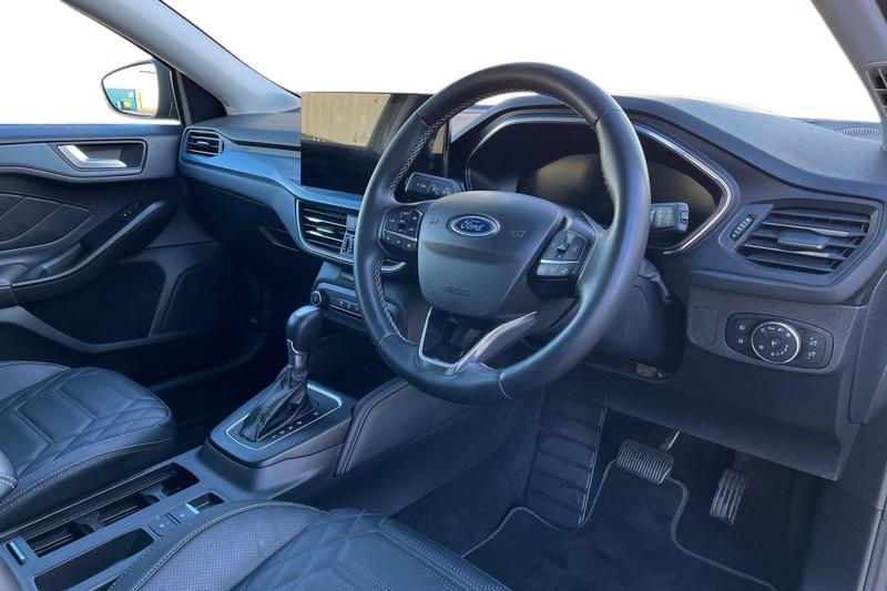 Used Ford Focus 2022 for sale - 76835639: Photo 9