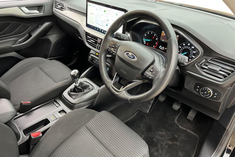 Used Ford Focus 2022 for sale - 76089559: Photo 9