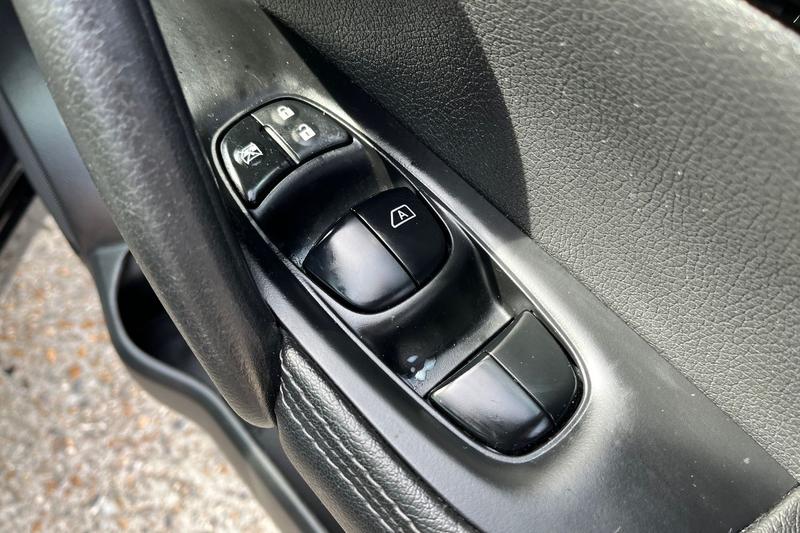 Used Nissan Qashqai 2016 for sale - 78166268: Photo 16