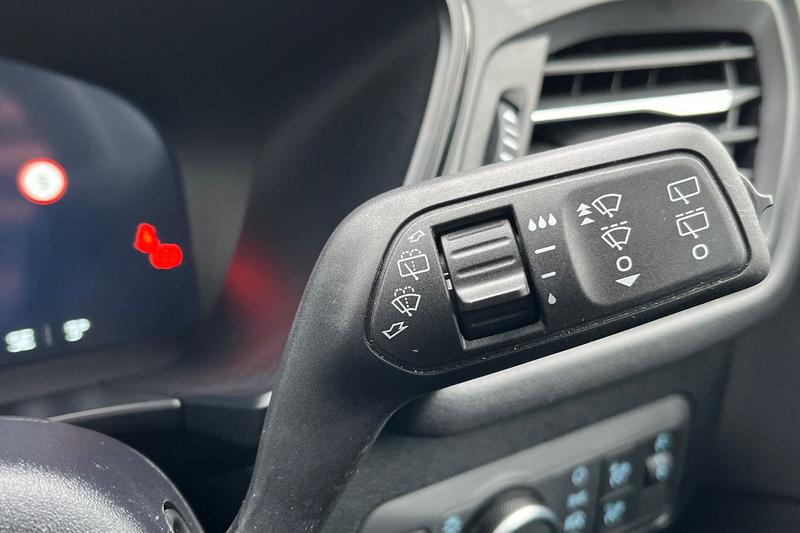 Used Ford Kuga 2025 for sale - 77599635: Photo 15