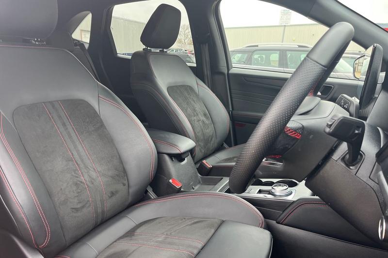 Used Ford Kuga 2025 for sale - 77599635: Photo 17