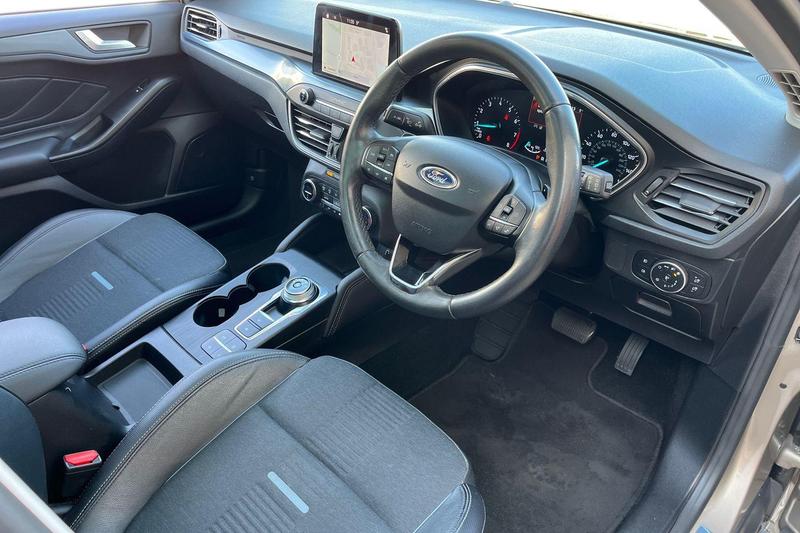 Used Ford Focus 2019 for sale - 76104738: Photo 9