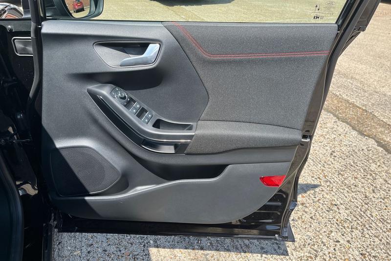 Used Ford Puma 2024 for sale - 76508141: Photo 40