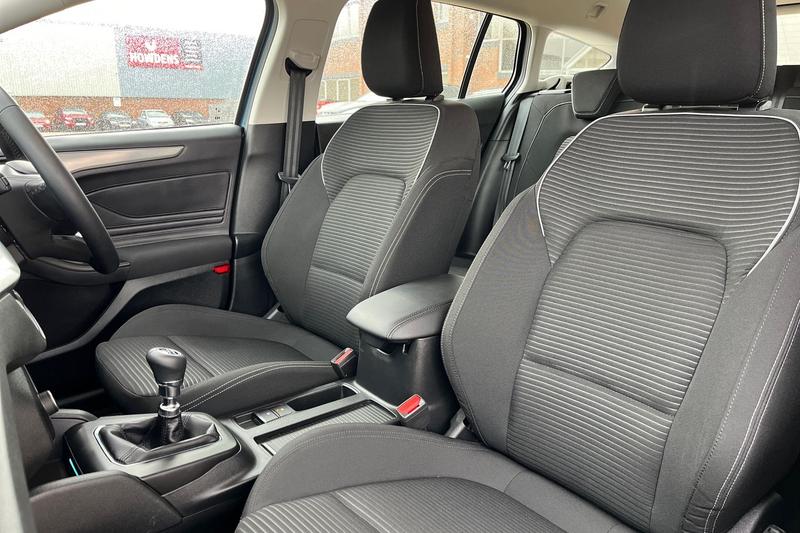 Used Ford Focus 2023 for sale - 76508236: Photo 19