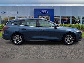 Used Ford Focus 2023 for sale - 76508236: Photo