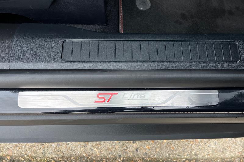 Used Ford Kuga 2025 for sale - 77647453: Photo 29