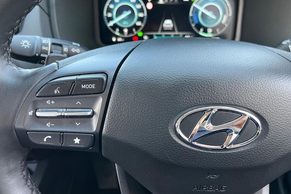 Used Hyundai KONA 2022 for sale - 76104850: Photo 34