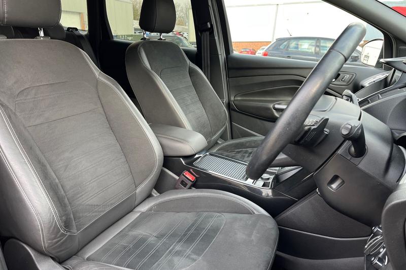 Used Ford Kuga 2017 for sale - 77375999: Photo 17