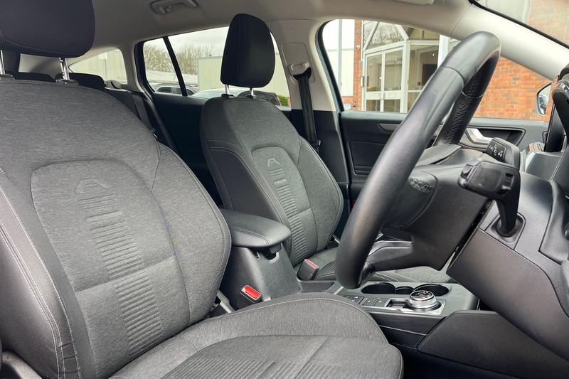 Used Ford Focus 2020 for sale - 78042818: Photo 17